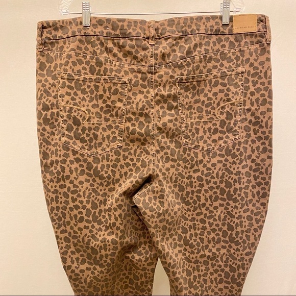American Eagle Super High Rise Jeggings, Curvy Stretch Leopard Cheetah Plus 24 - Picture 5 of 12